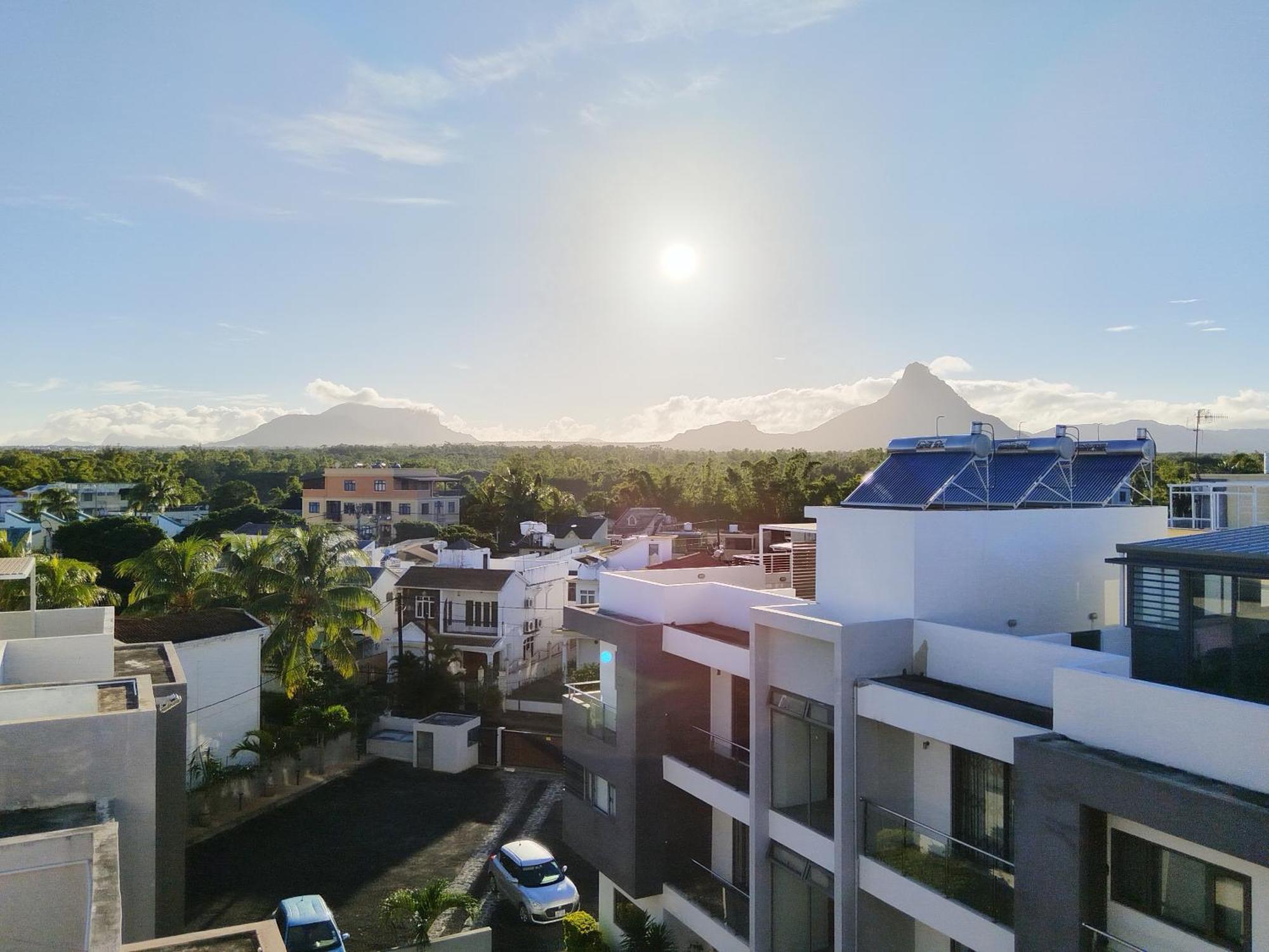 Morsky Vanek Apartment Flic en Flac Ngoại thất bức ảnh