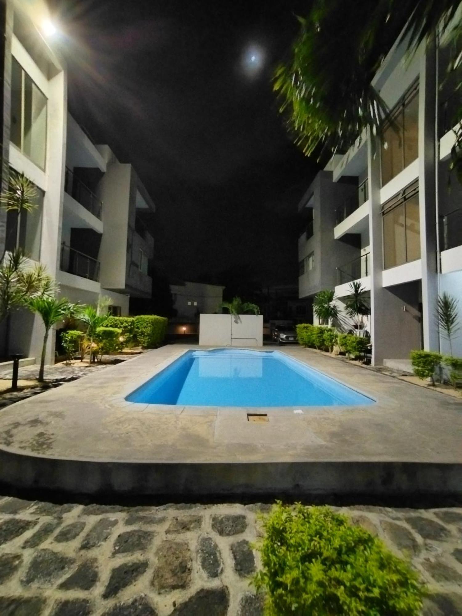 Morsky Vanek Apartment Flic en Flac Ngoại thất bức ảnh